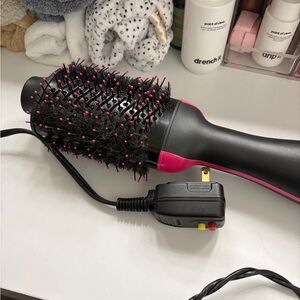 Revlon hair dryer brush blowout